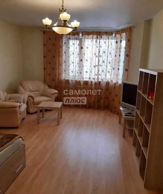 Продаётся 1-комнатная квартира, 52.4 м²