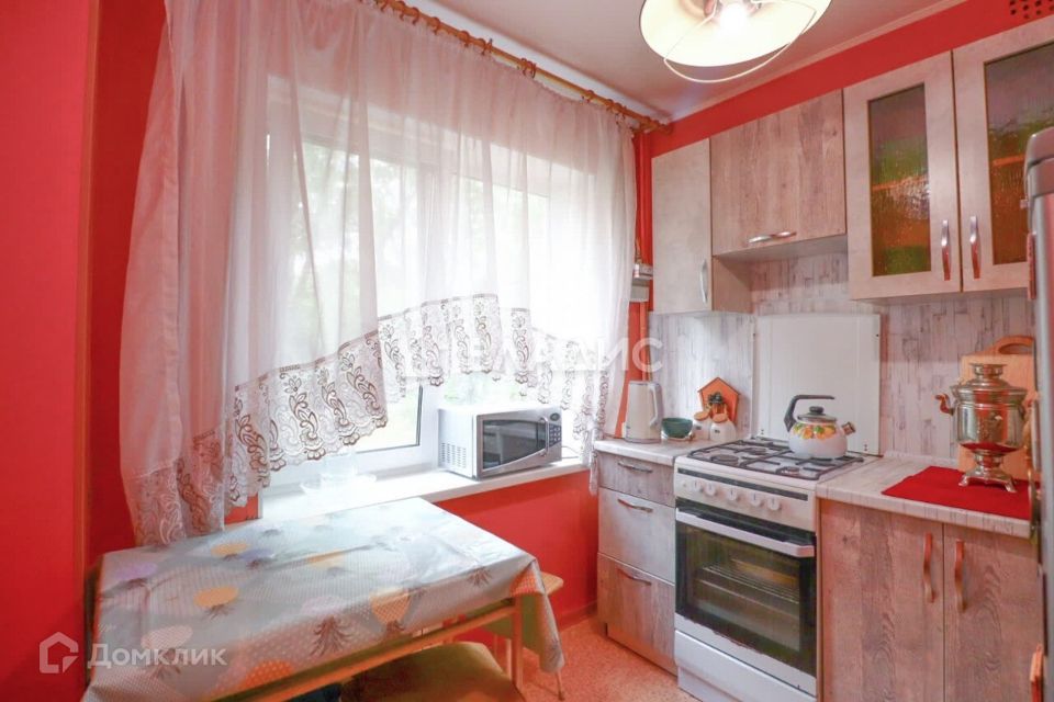 Продаётся 3-комнатная квартира, 61.2 м²