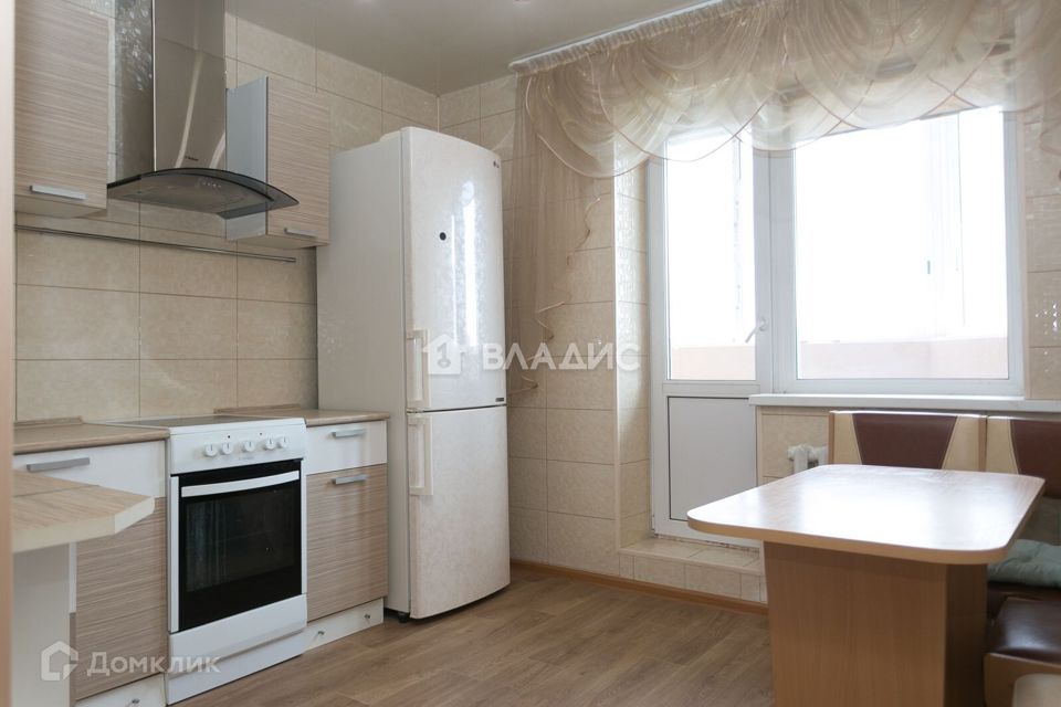 Продаётся 1-комнатная квартира, 38 м²