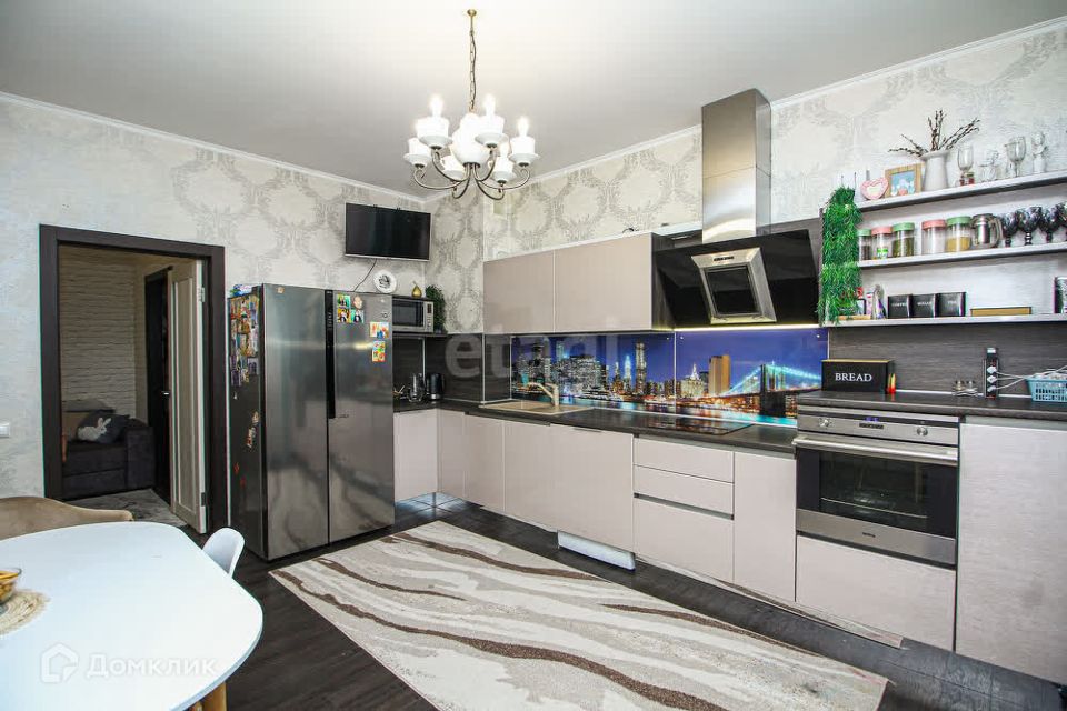 Продаётся 2-комнатная квартира, 88.9 м²