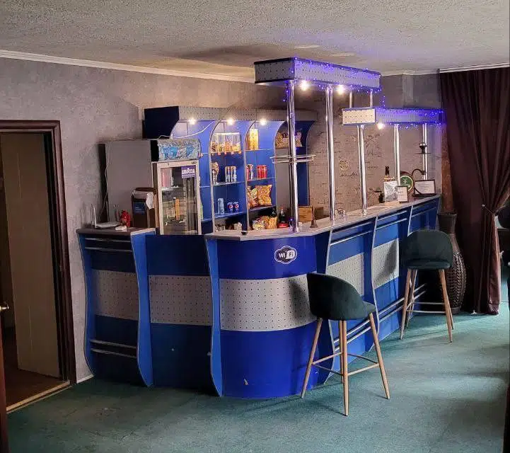 Продаётся торговое помещение, 494.8 м²