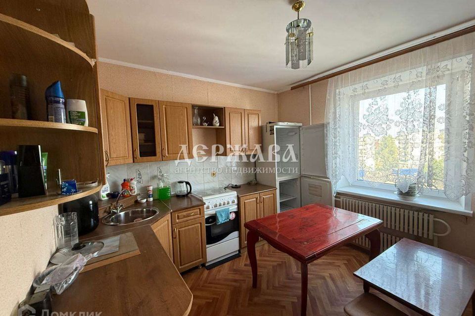 Продаётся 1-комнатная квартира, 46.9 м²