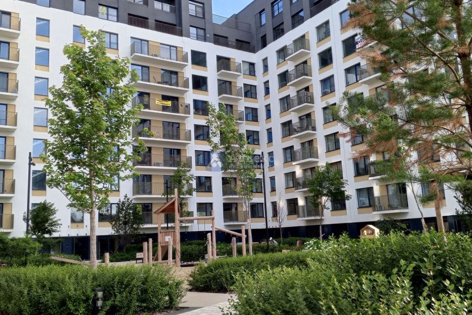 Продаётся 3-комнатная квартира, 110 м²