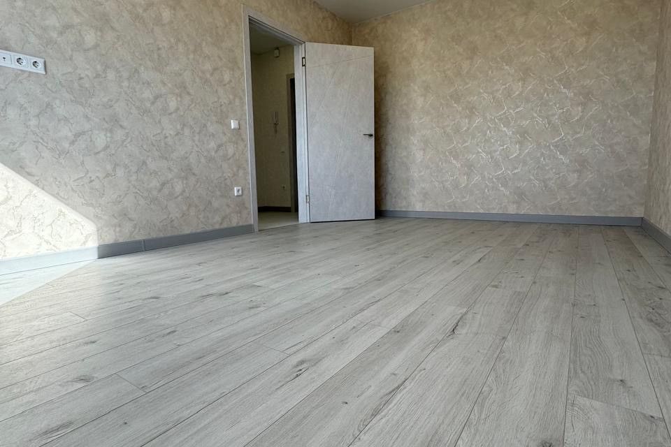 Продаётся 1-комнатная квартира, 37.3 м²