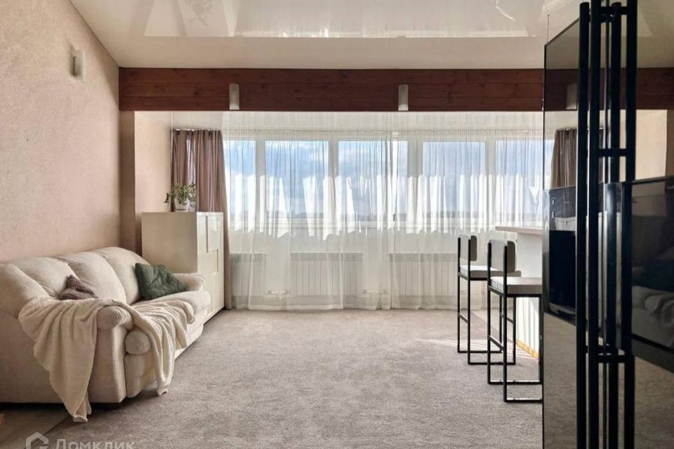 Продаётся 2-комнатная квартира, 65 м²