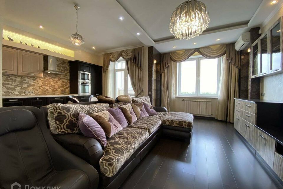 Продаётся 2-комнатная квартира, 65.1 м²