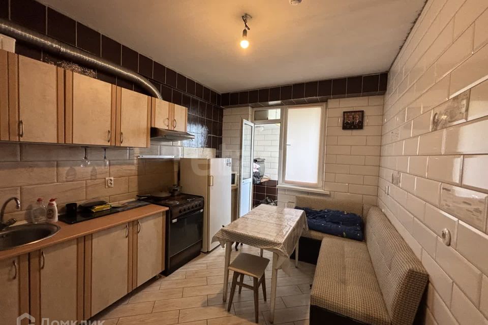 Продаётся 1-комнатная квартира, 35.6 м²