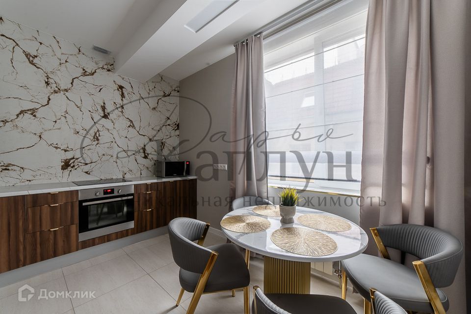 Сдаётся 2-комнатная квартира, 72.1 м²