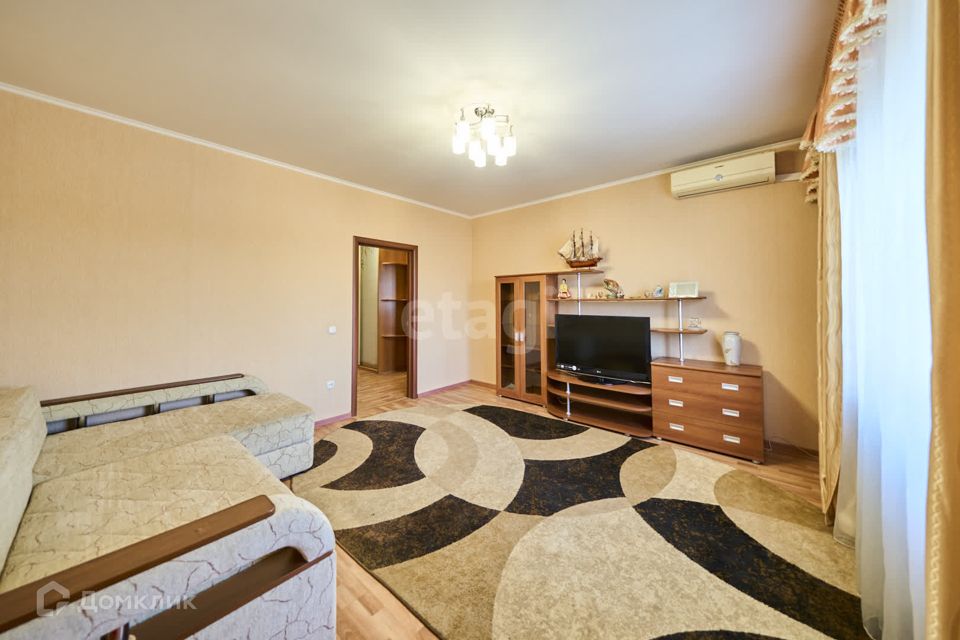 Продаётся 2-комнатная квартира, 68.9 м²