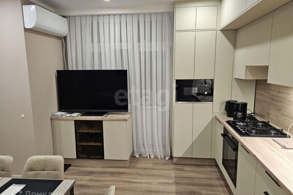 Продаётся 4-комнатная квартира, 80 м²