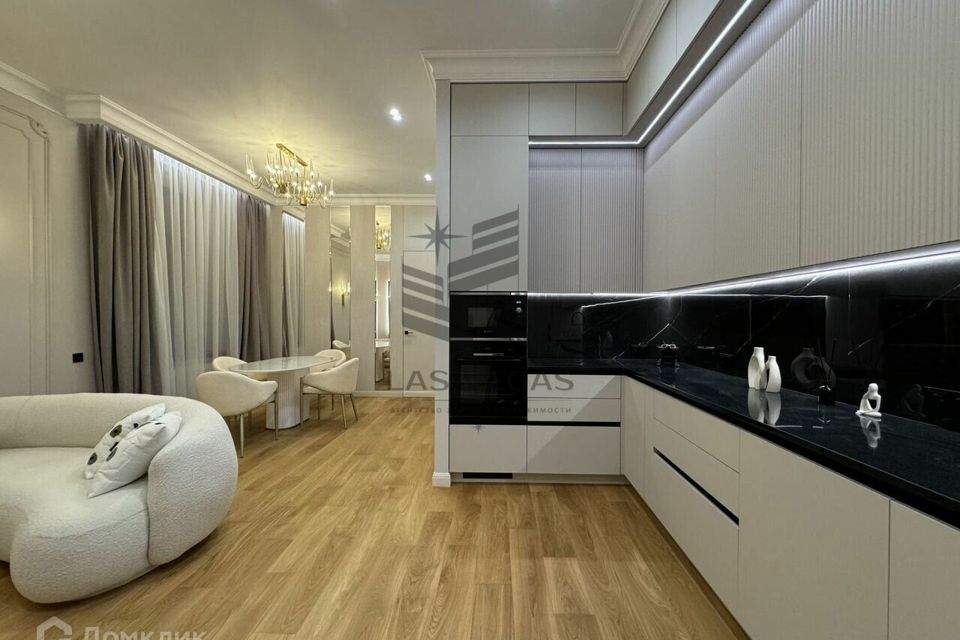 Сдаётся 3-комнатная квартира, 101 м²