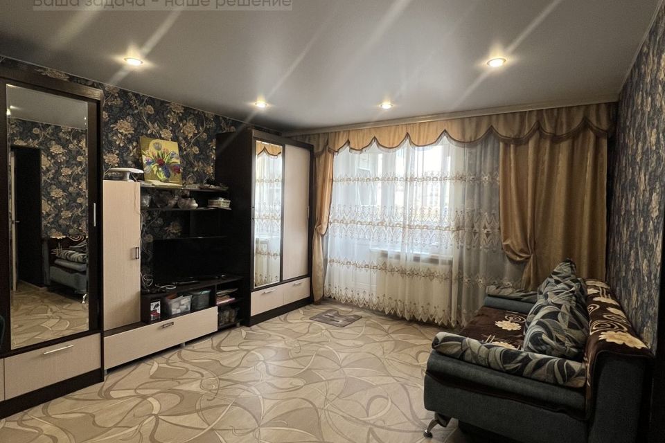 Продаётся 1-комнатная квартира, 41.9 м²