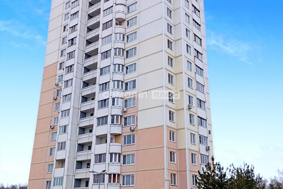 Продаётся 2-комнатная квартира, 57 м²