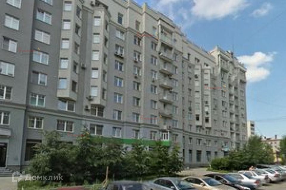 Продаётся 1-комнатная квартира, 55 м²