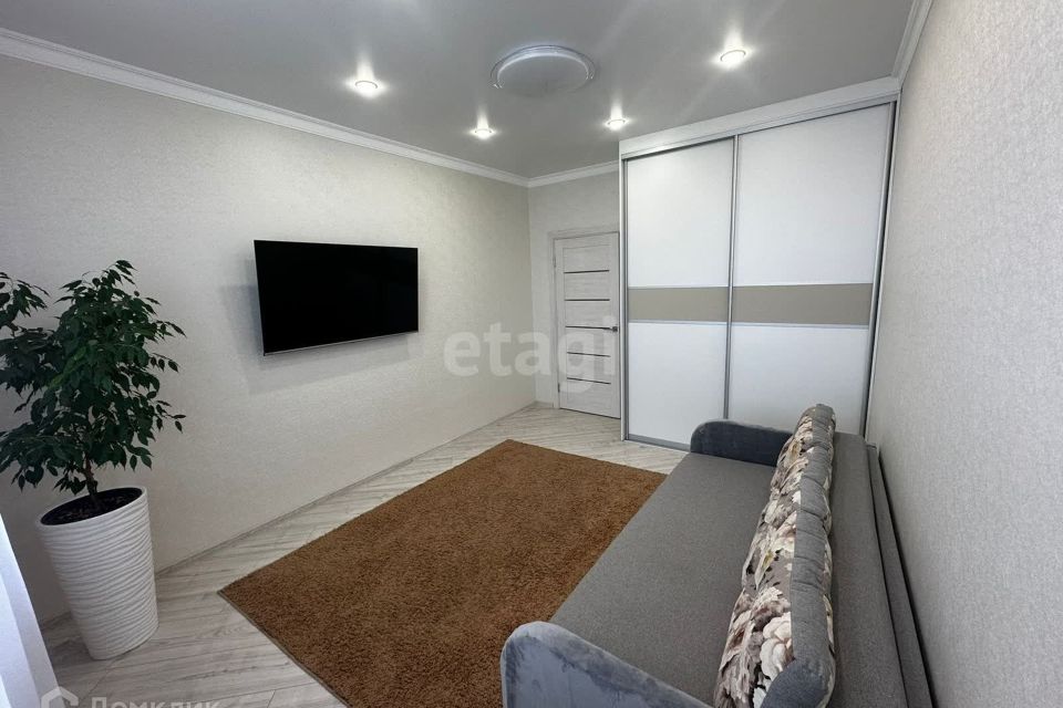 Продаётся 2-комнатная квартира, 57 м²