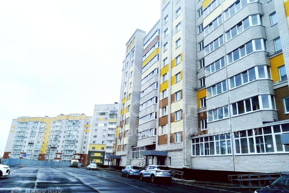 Продаётся 2-комнатная квартира, 58.7 м²