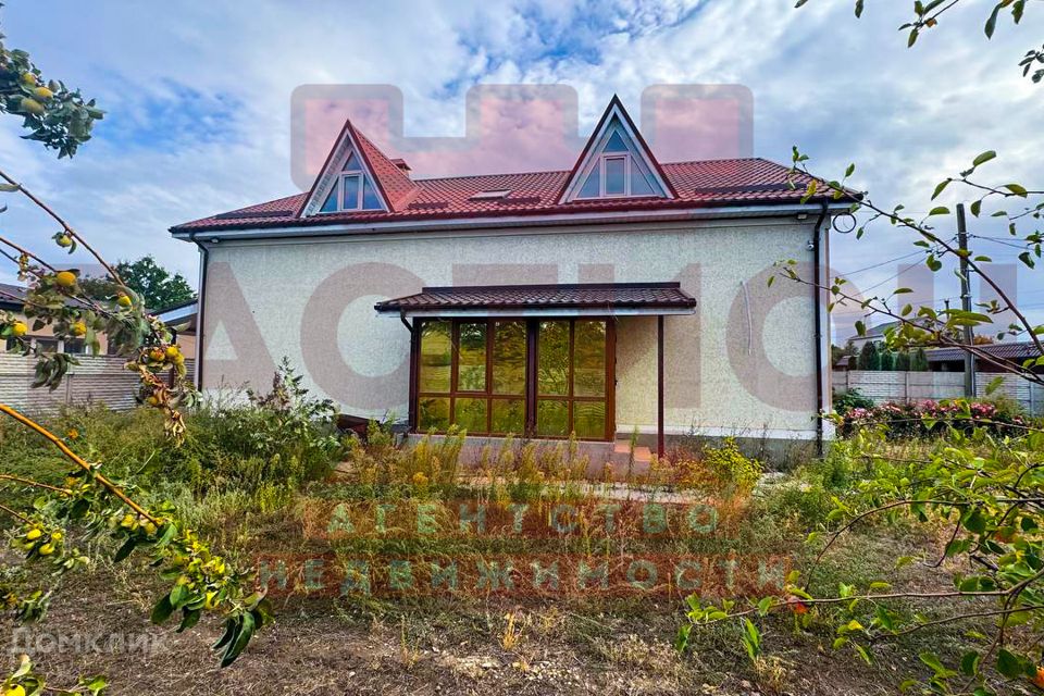 Продаётся 3-этажный дом, 230.9 м²