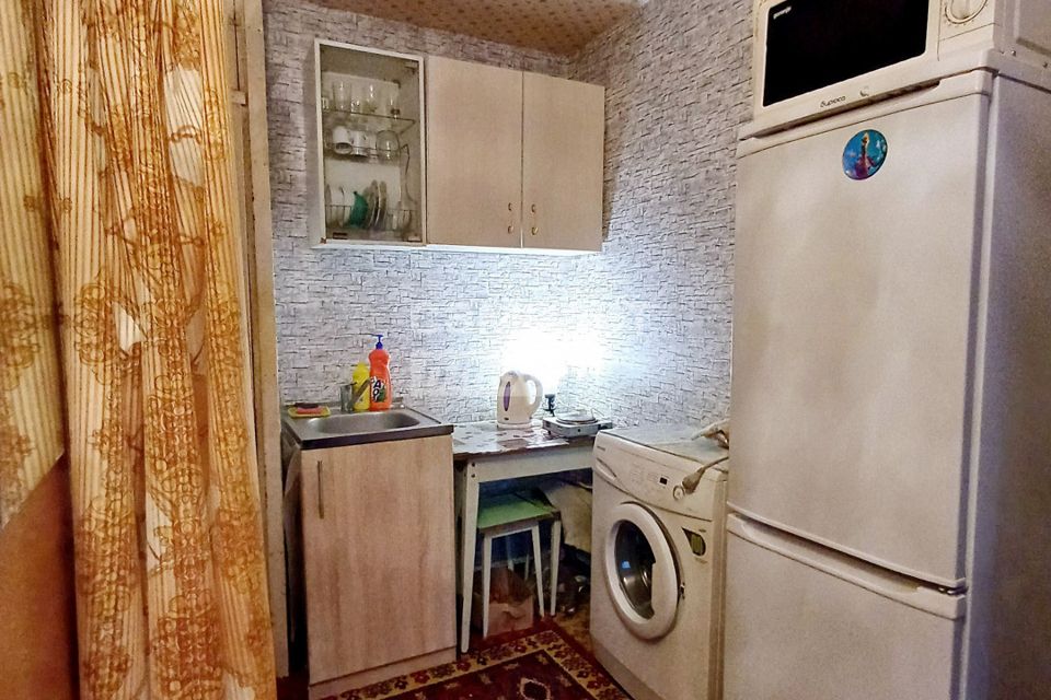 Продаётся комната в 2-комн. квартире, 17.9 м²