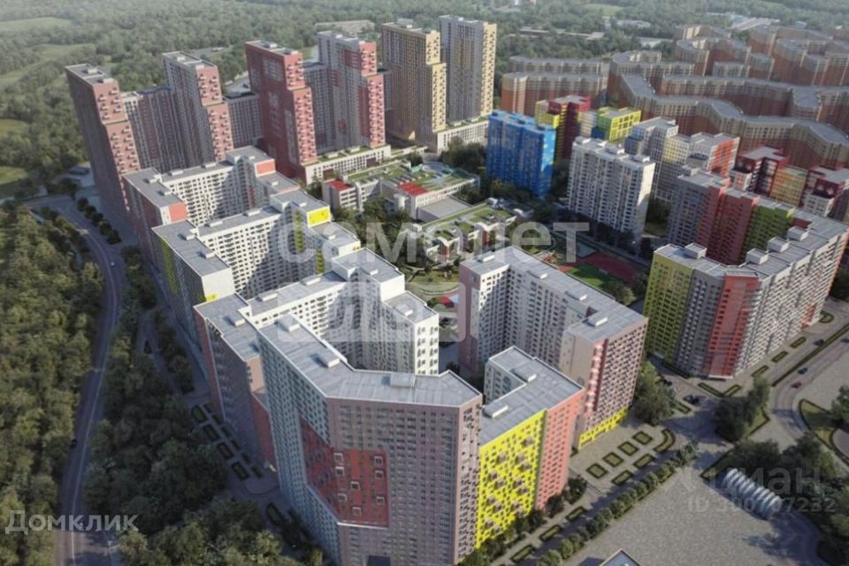 Продаётся 4-комнатная квартира, 111.9 м²
