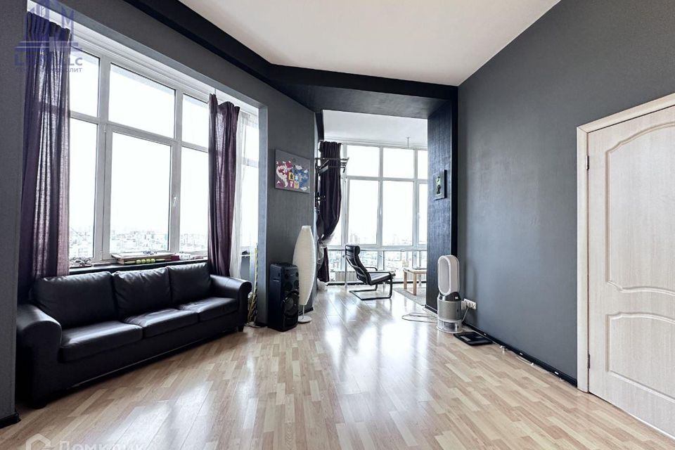 Продаётся 1-комнатная квартира, 78.7 м²