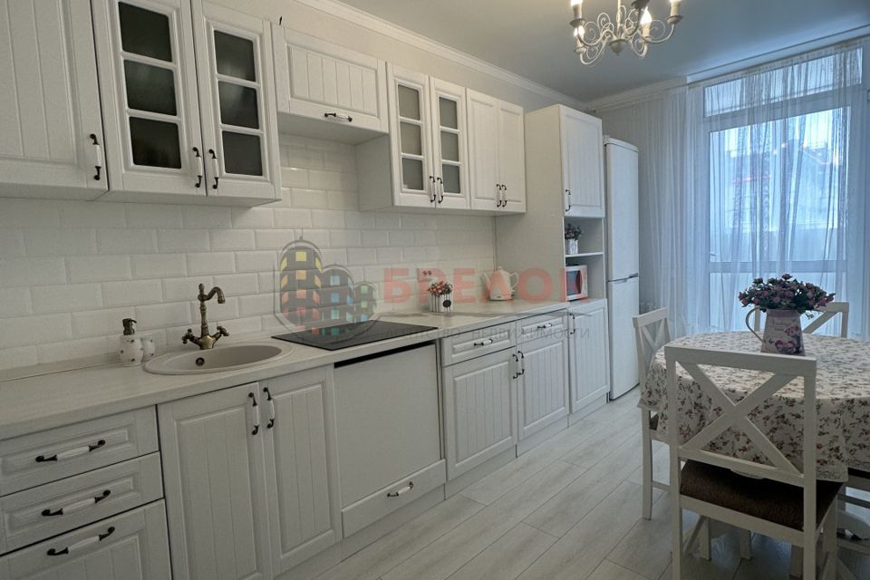 Продаётся 1-комнатная квартира, 41 м²