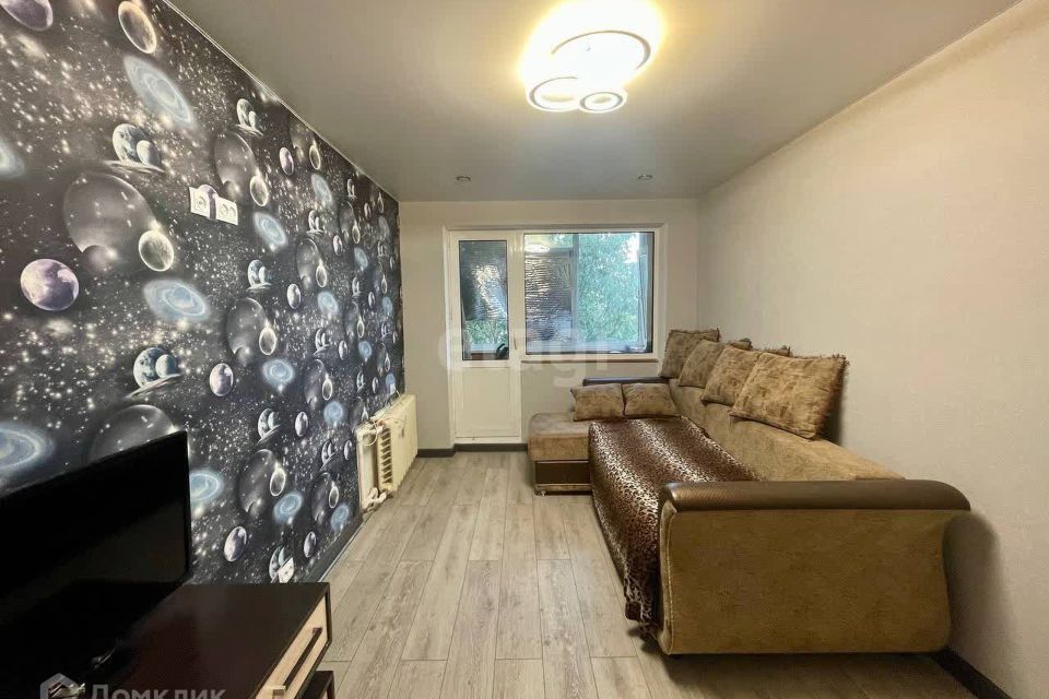 Продаётся 2-комнатная квартира, 50.2 м²