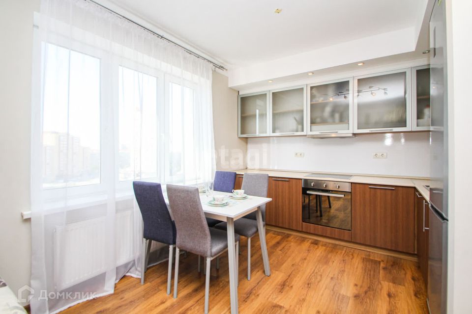 Сдаётся 2-комнатная квартира, 59 м²