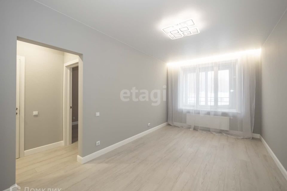 Продаётся 1-комнатная квартира, 40.3 м²