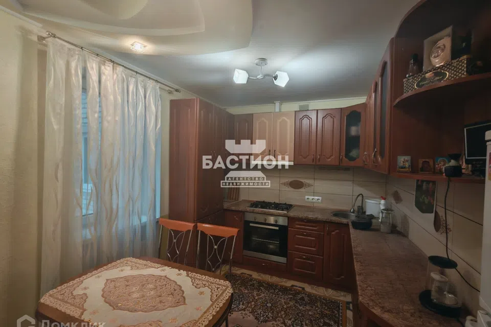 Продаётся 4-комнатная квартира, 76.5 м²