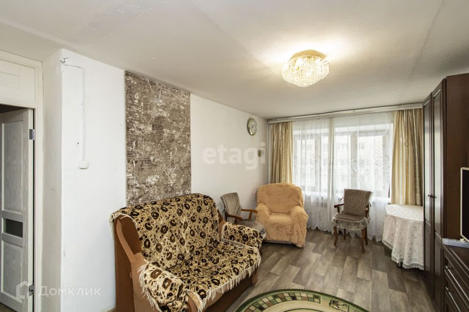 Продаётся 3-комнатная квартира, 57.3 м²