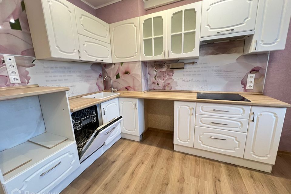 Сдаётся 1-комнатная квартира, 38 м²