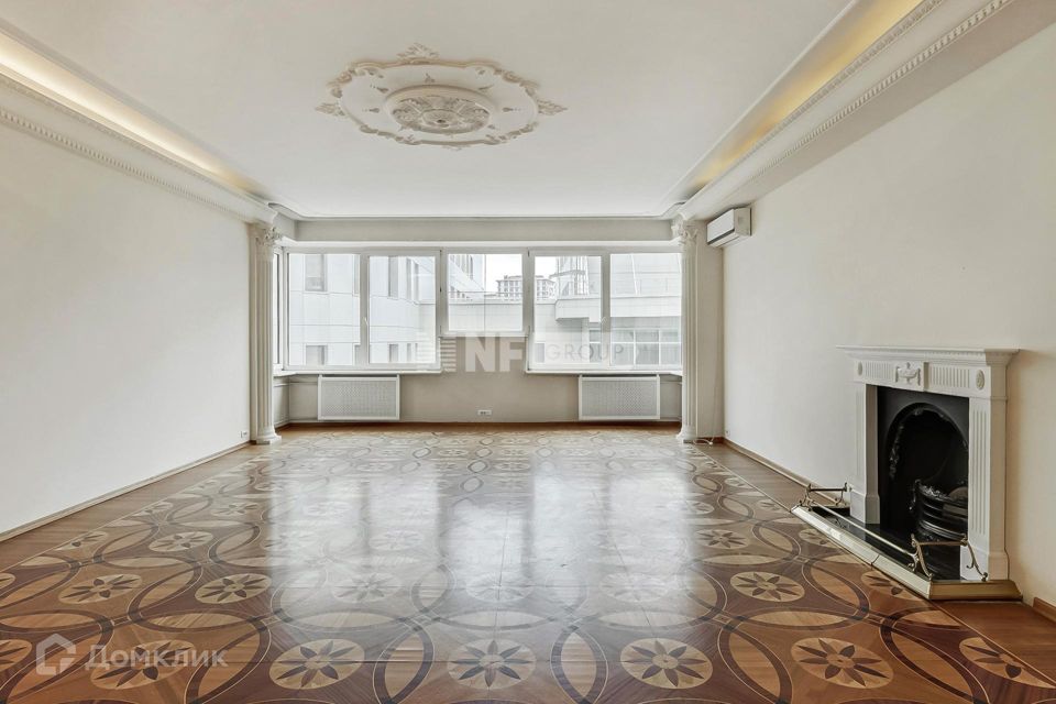 Продаётся 6-комнатная квартира, 248 м²