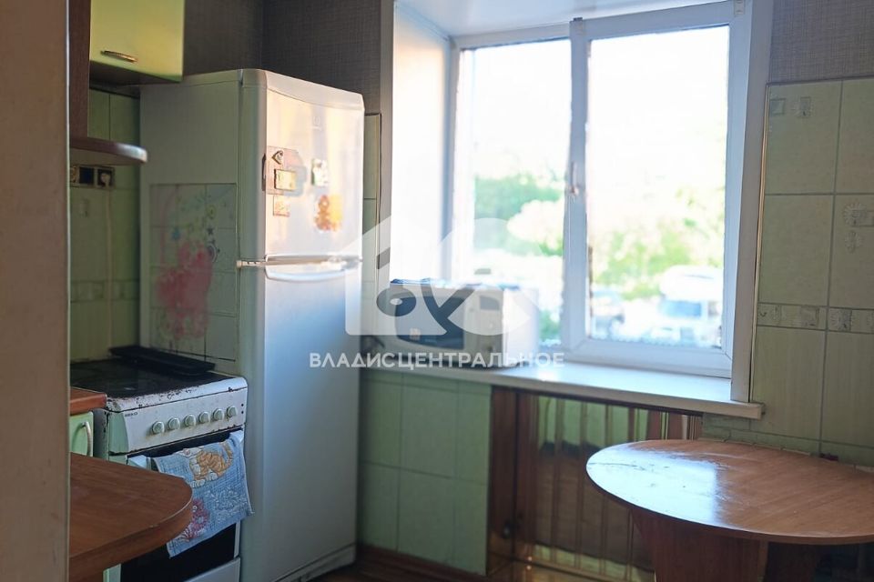 Продаётся 3-комнатная квартира, 52.2 м²