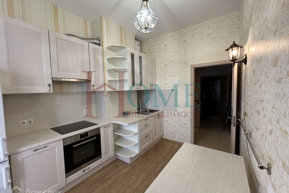 Сдаётся 1-комнатная квартира, 43 м²