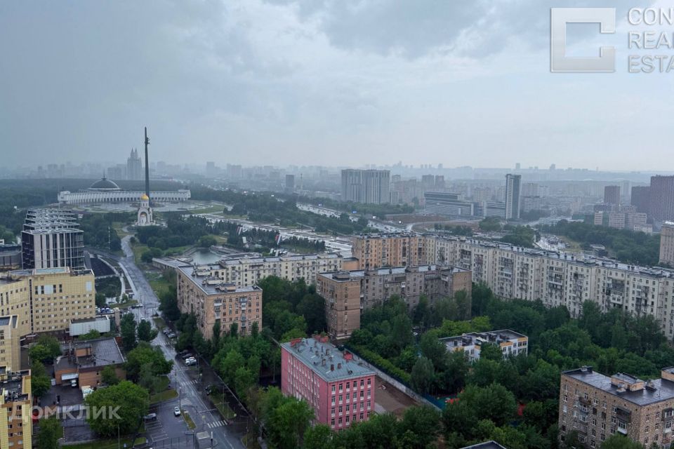 Продаётся студия, 209 м²