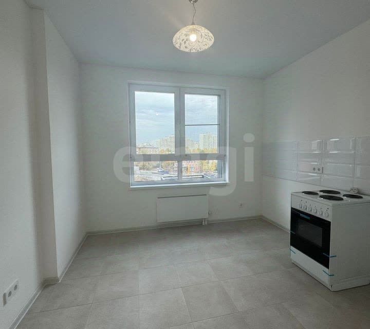 Продаётся 1-комнатная квартира, 44.7 м²