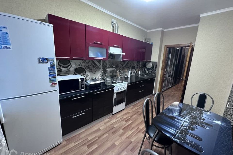 Продаётся 1-комнатная квартира, 52.7 м²
