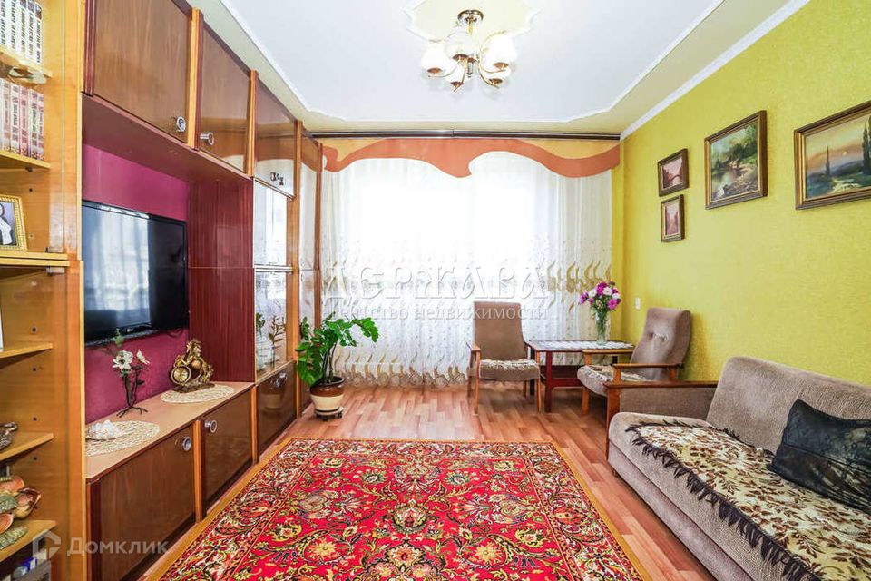Продаётся 3-комнатная квартира, 63 м²