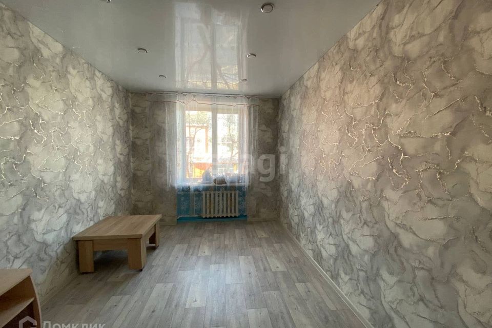 Продаётся 3-комнатная квартира, 63.8 м²