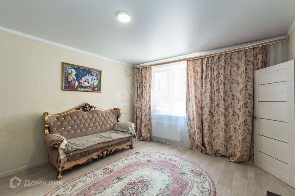 Продаётся 3-комнатная квартира, 77 м²