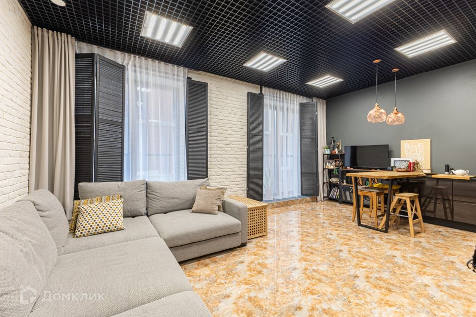Продаётся 2-комнатная квартира, 68.7 м²