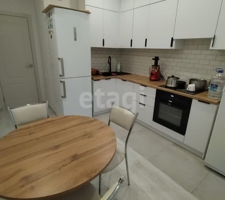 Продаётся 1-комнатная квартира, 40 м²