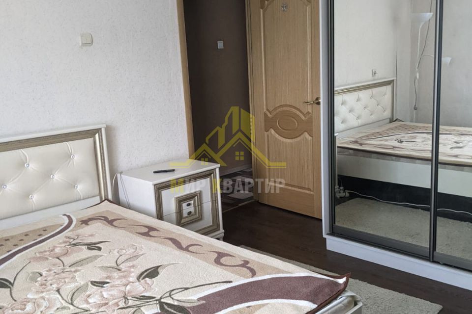 Продаётся 4-комнатная квартира, 70.4 м²