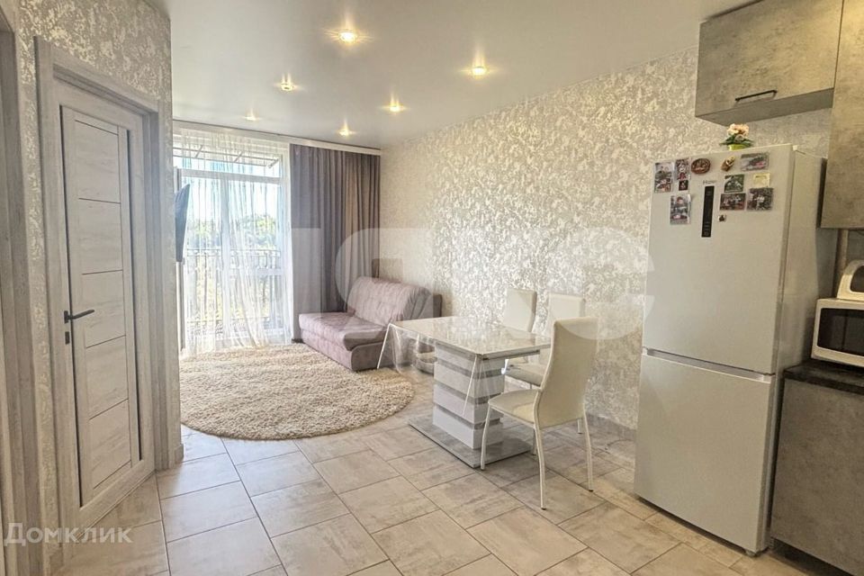 Продаётся 3-комнатная квартира, 52.6 м²