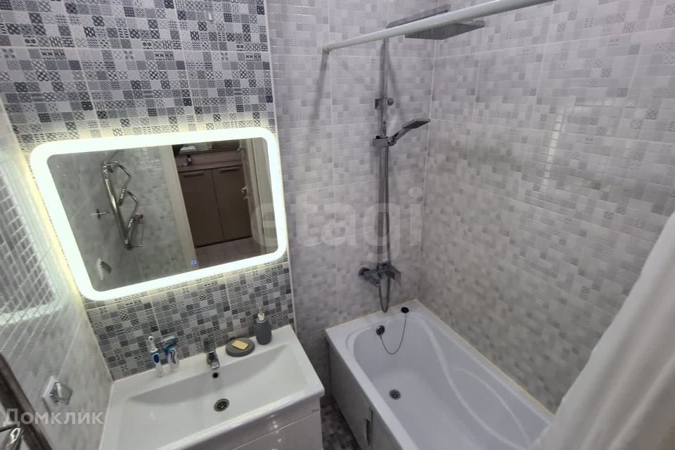 Продаётся 3-комнатная квартира, 64 м²
