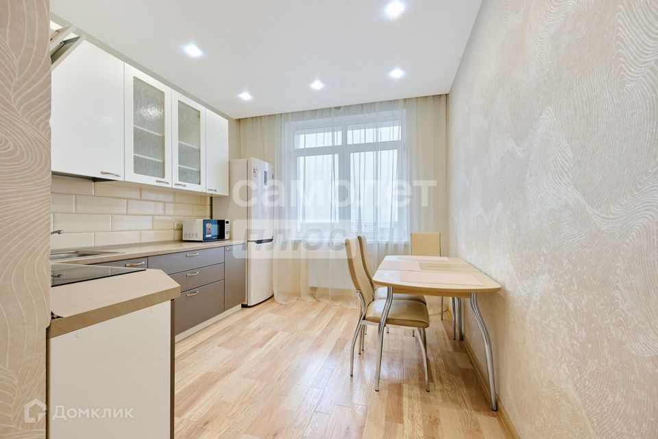 Продаётся 1-комнатная квартира, 40.3 м²