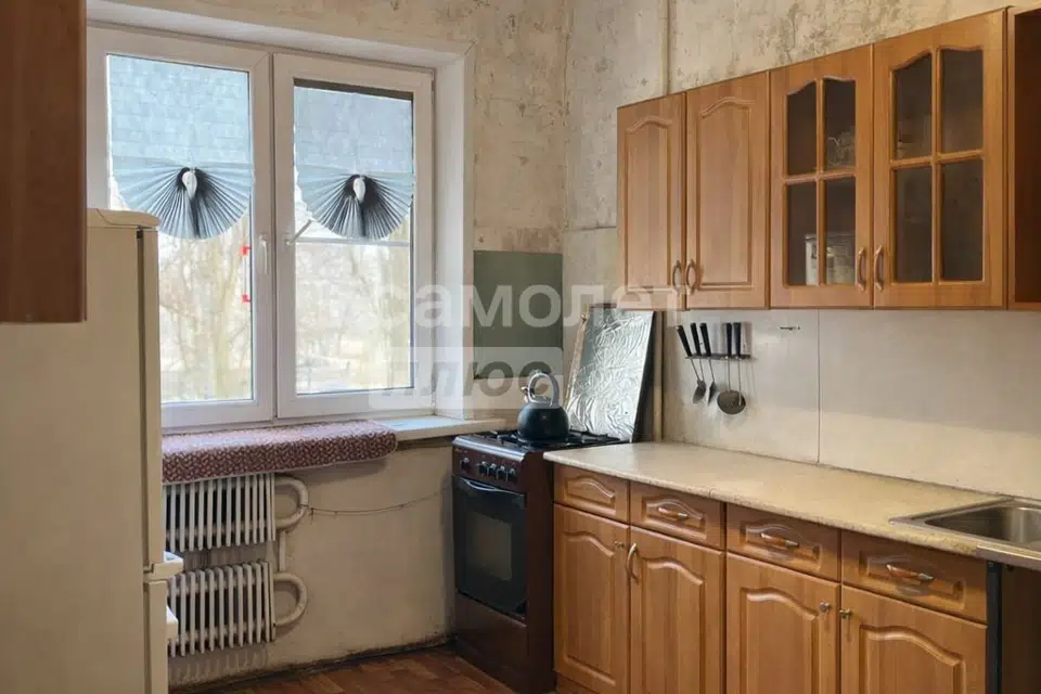 Продаётся 3-комнатная квартира, 60.5 м²