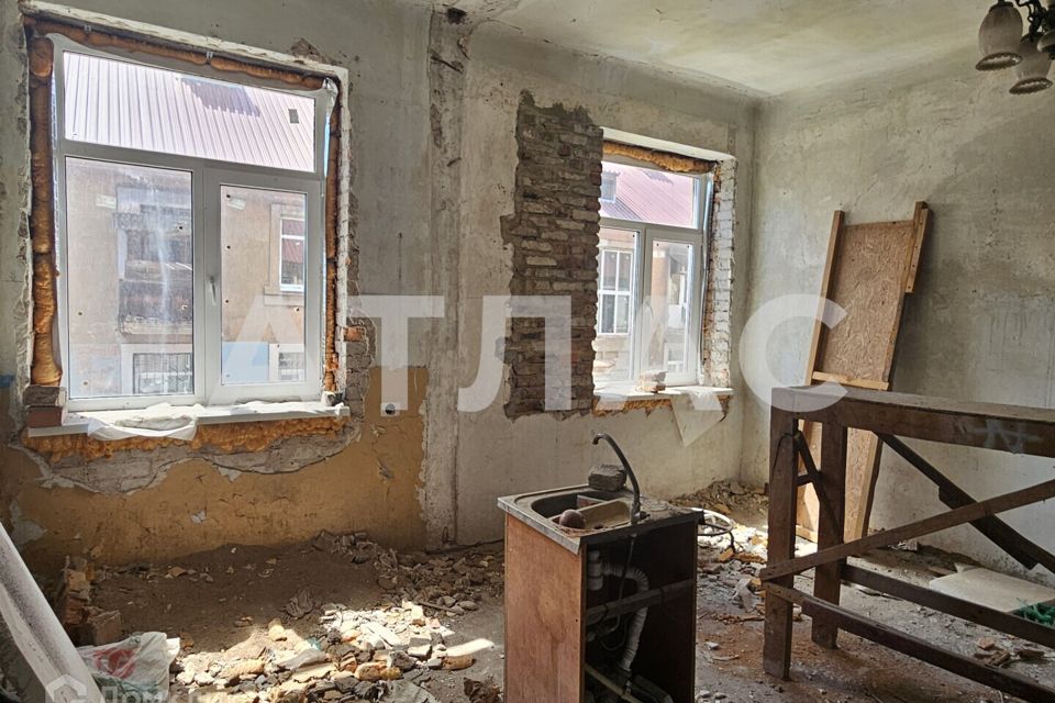 Продаётся 3-комнатная квартира, 57.4 м²