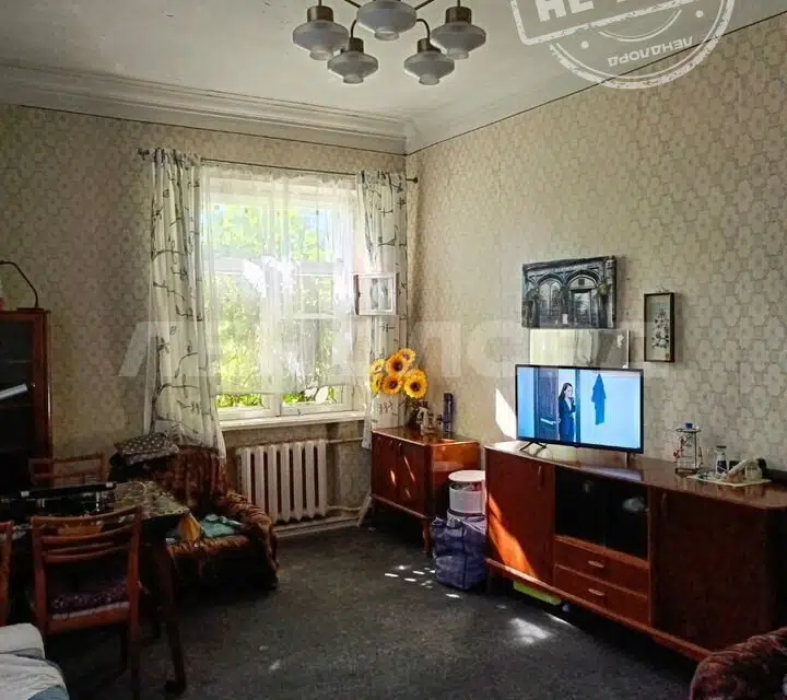 Продаётся 4-комнатная квартира, 81.7 м²