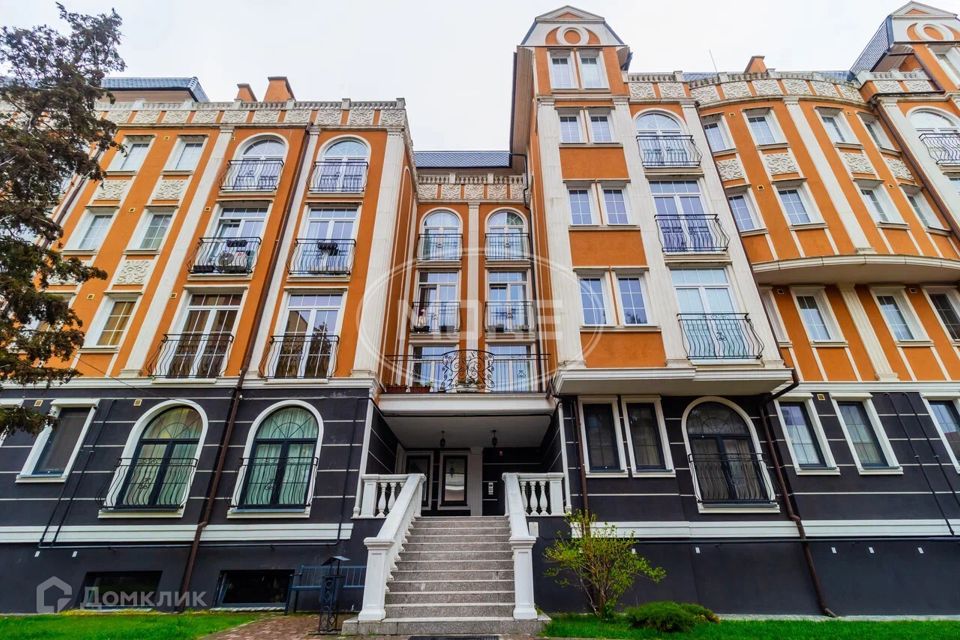 Продаётся 2-комнатная квартира, 58.2 м²